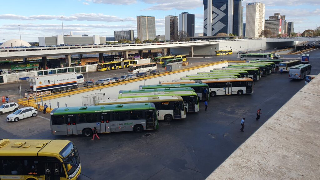 transporte-df-2024-09-05-at-09.29.47-1-1024x576 Transporte Público Gratuito aos Domingos e Feriados a partir de 1º de março no DF