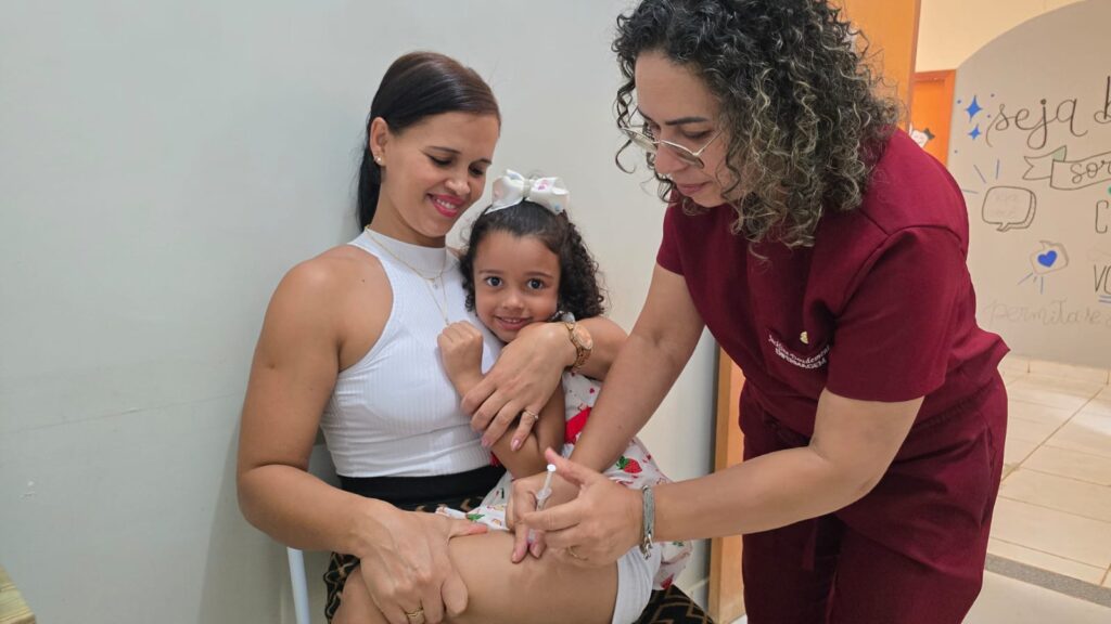 dia-D-capa-1024x576 Vacinação contra Influenza: Valparaíso de Goiás alcança destaque com 2ª maior cobertura regional no Dia “D”