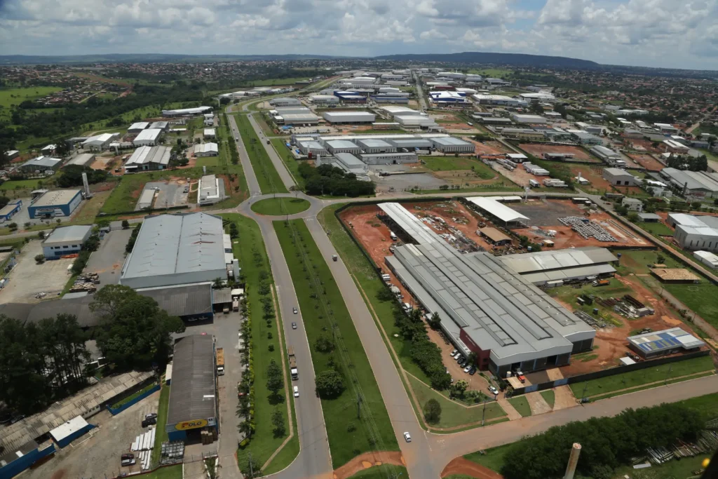 POLO-GOIAS-02-APARECIDA-DE-GOIANIA-POLO-EMPRESARIAL-GOIAS.jpeg-1024x683 Goiás bate recorde com mais de 4 mil novas empresas abertas em janeiro