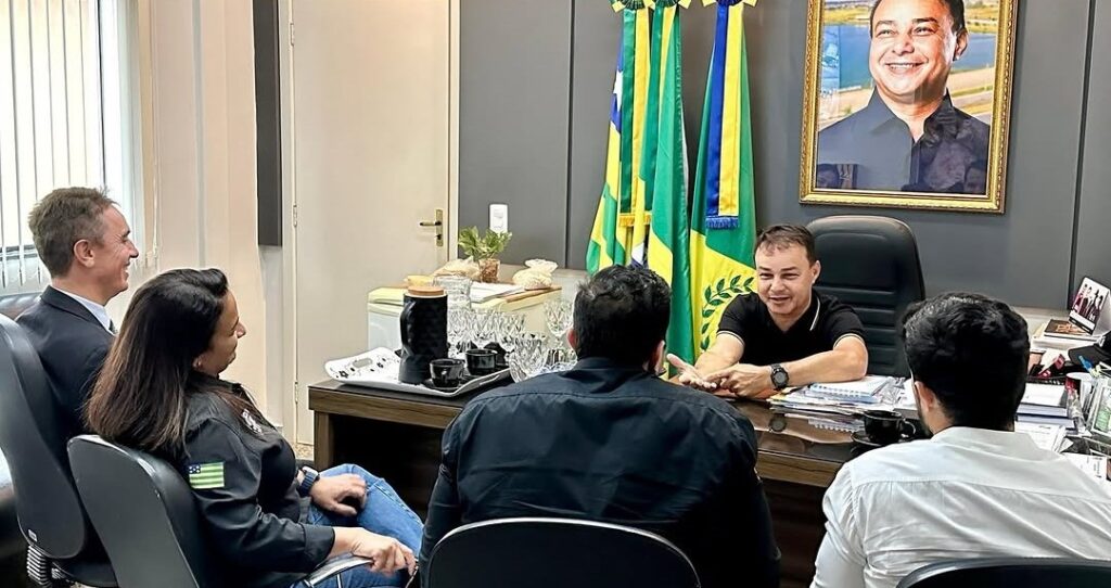 lulinha-o-pc-1024x542 Prefeito Lulinha de Cidade Ocidental estabelece parceria com a Delegacia Regional da Polícia Civil para reforçar a segurança na cidade
