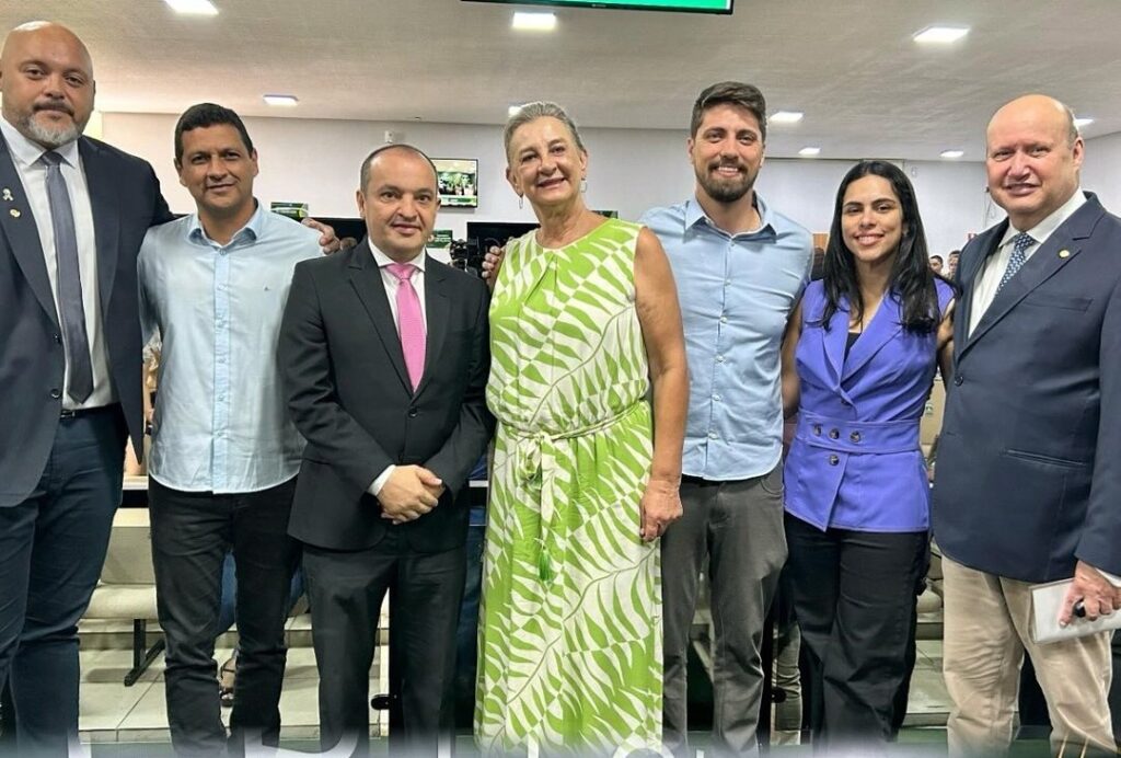 ZELI-CAPA-1024x692 Deputada Dra. Zeli conquista fortalecimento político e apoio popular rumo à reeleição em Goiás