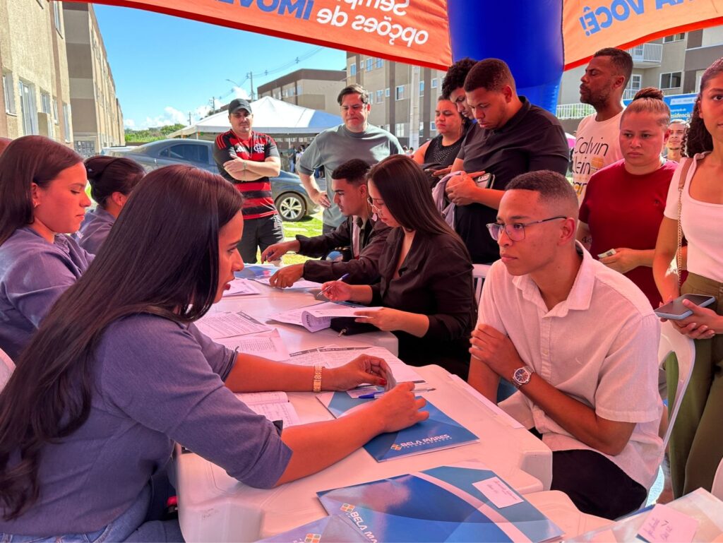 PROGRAMA-ONDE-MORAR-180f-1024x769 Governo de Goiás entrega 320 apartamentos do Programa “Pra Ter Onde Morar” em Valparaíso