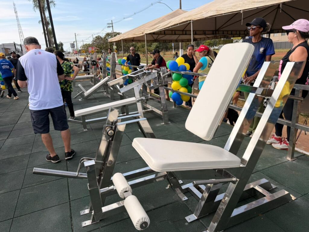 academia3jpeg Valparaíso de Goiás inaugura primeira academia pública no Parque Rio Branco