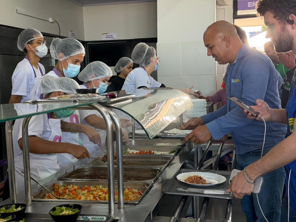 re3jpeg Valparaíso ganha novo  Restaurante do Bem no aniversário da cidade