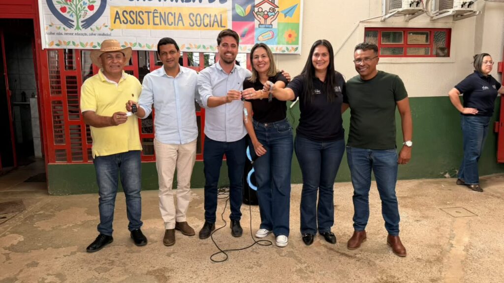 assist.-1 Novos veículos reforcam atendimento da Assistência Social em Valparaíso